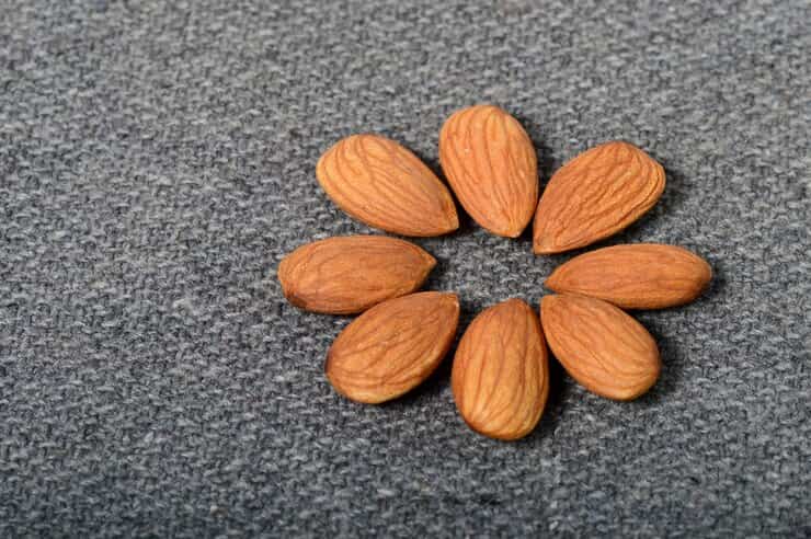 تصویر 3 از خرید مغز بادام درختی + قیمت فروش استثنایی